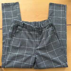 LOVE TREE Women’s checkered/slacks pants size S